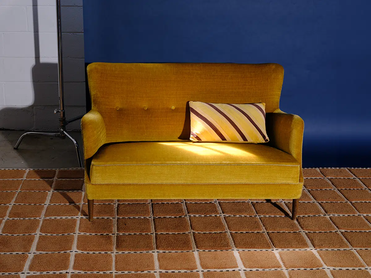 Citron Settee