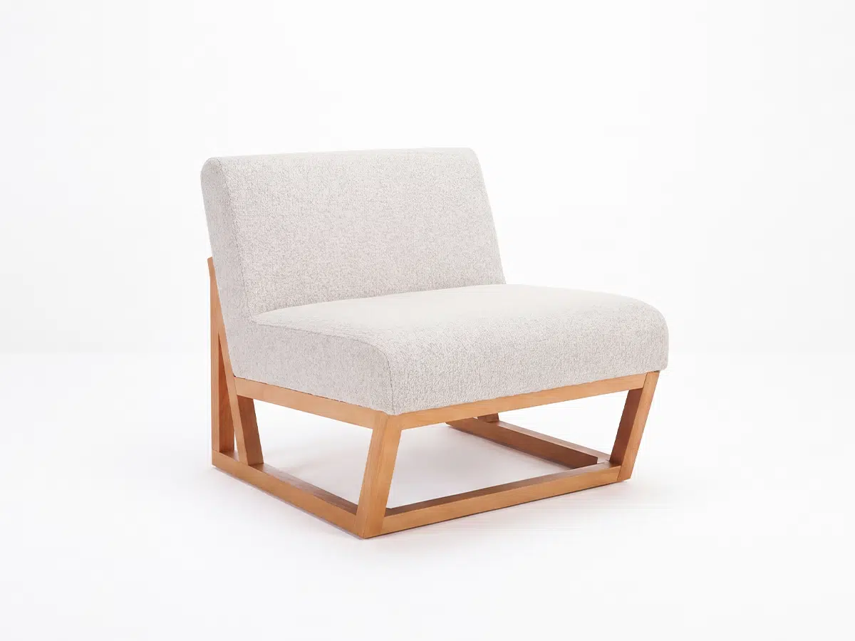 Linea Lounge Chair