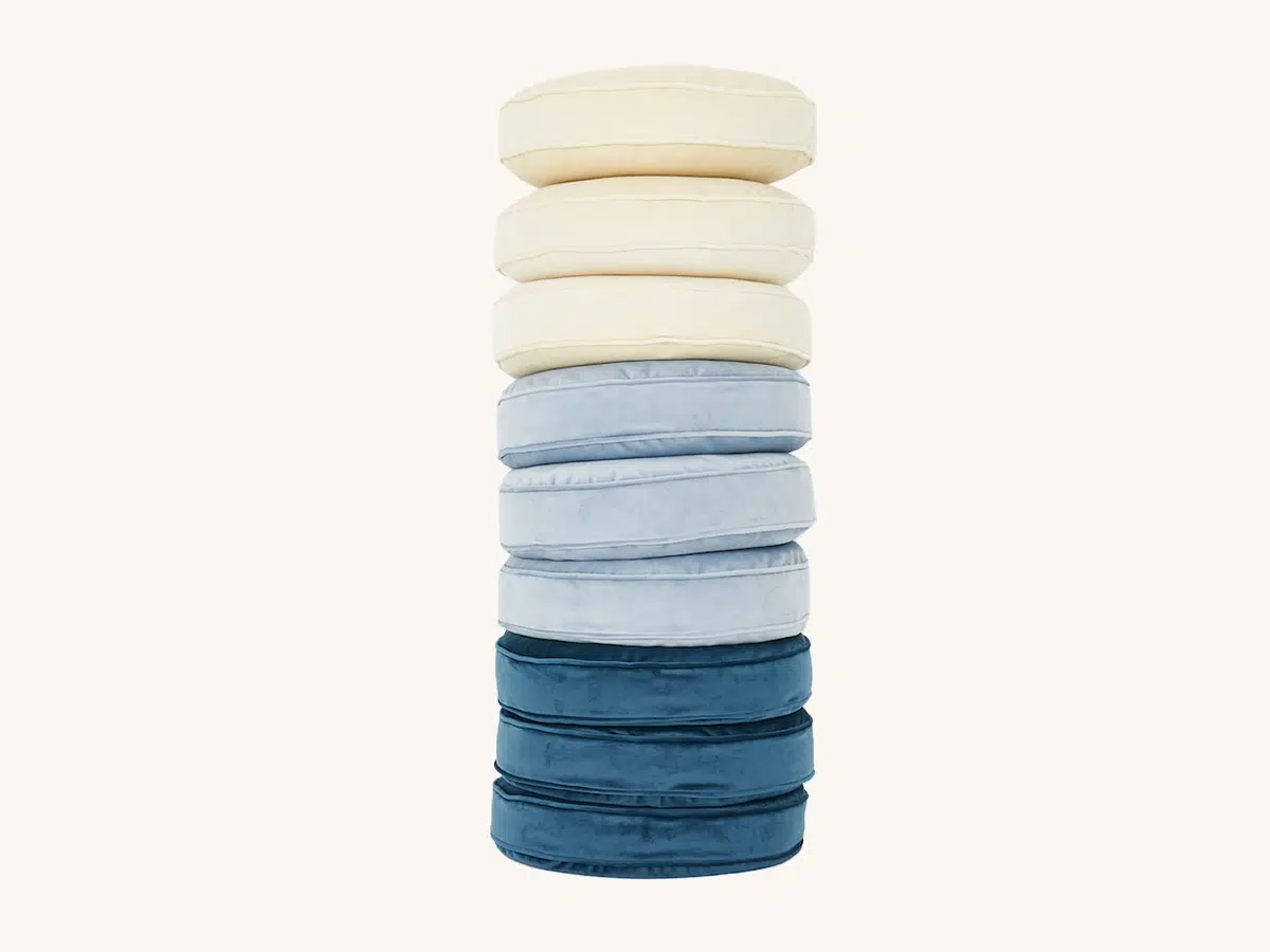 Tay Circle Pillow Sky