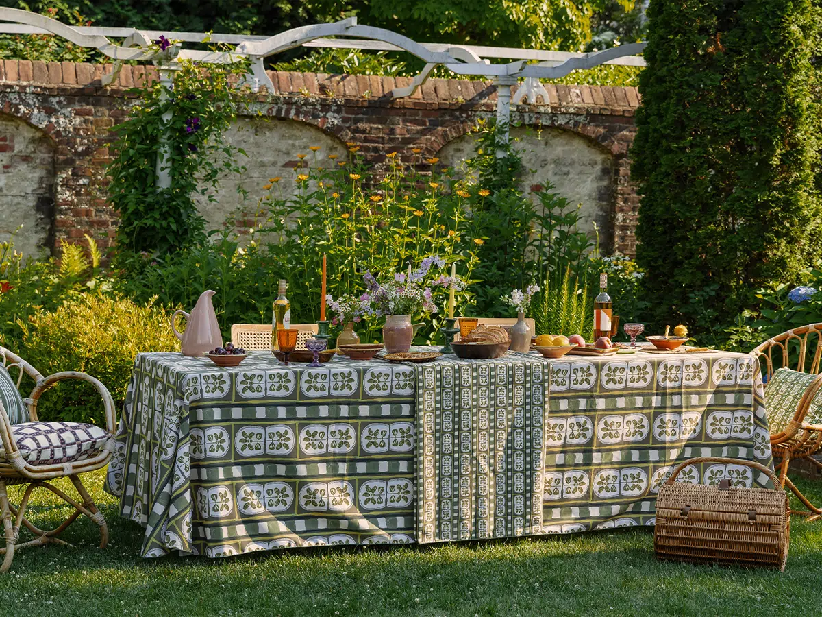 The Gathered Dining Set Rectangle